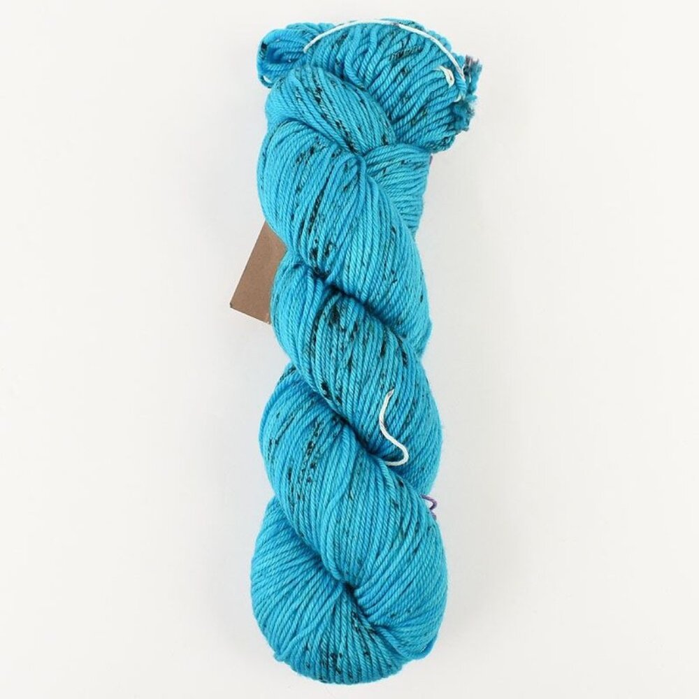 MadelineTosh DK Twist Yarn 100% Merino Wool Hand-Dyed Particle Series Oceana